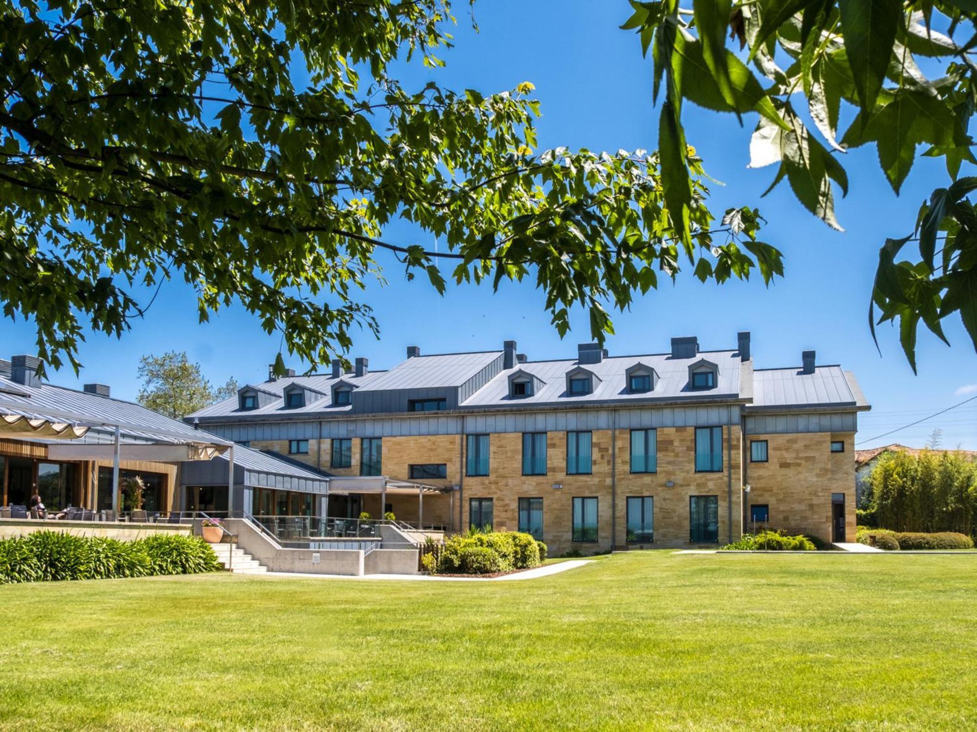 Artiem Asturias Hotel Quintueles Exterior photo